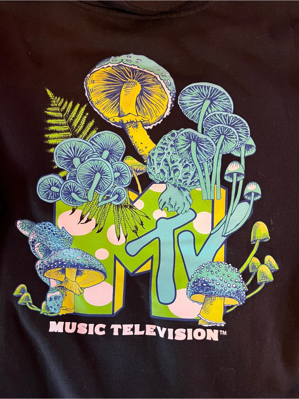 MTV women’s mushroom hoodie size XL